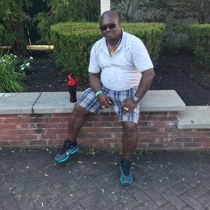 Meet your Posher, Idrissa